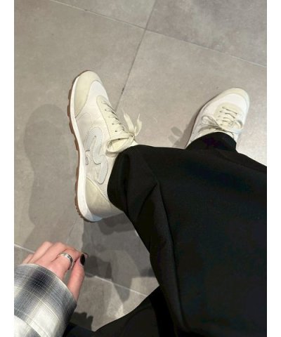 【em】ソフトランニングスニーカー