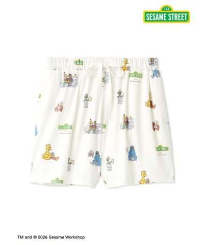 【SESAME STREET】総柄ショートパンツ