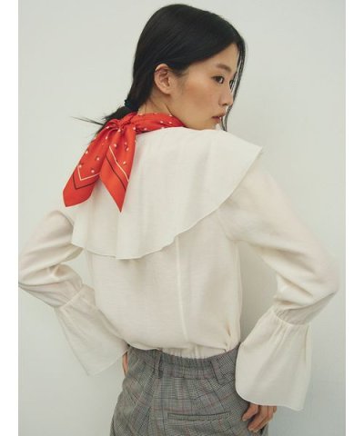 ラッフルカラーシアーブラウス