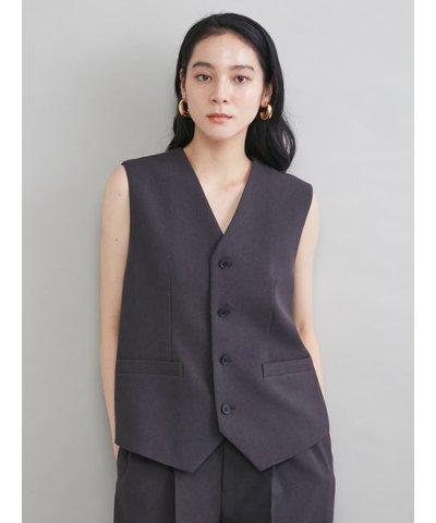 後ろバックル付きベスト