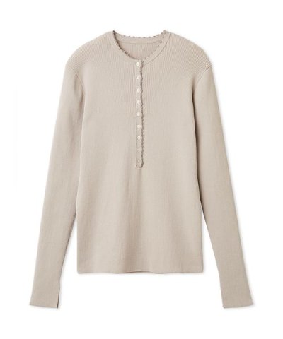 刺繍スカラヘンリーネックニット