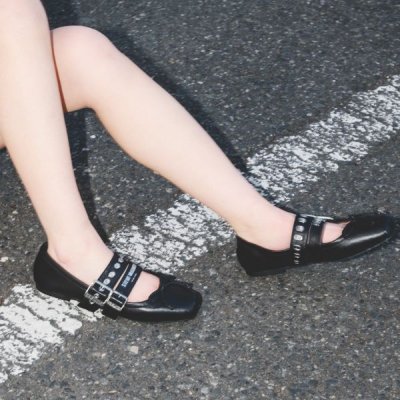 スティーブ マデン STEVE MADDEN ダブルベルトメリージェーンパンプス