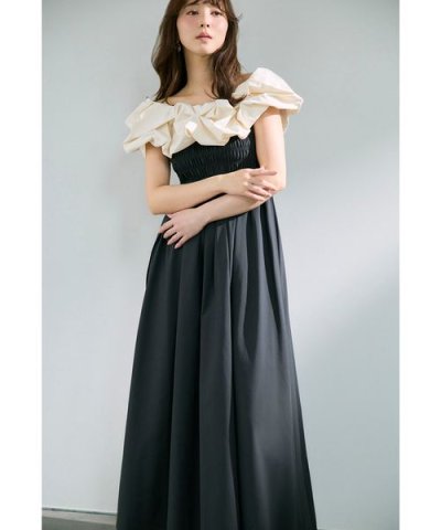 バルーンフリルシャーリングワンピース