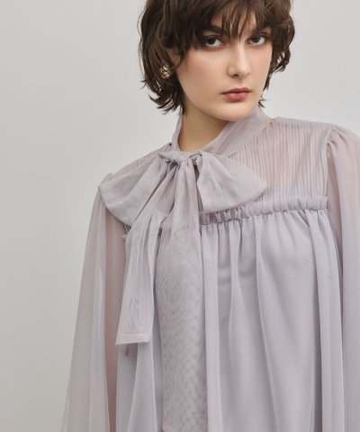 チュールタイブラウス