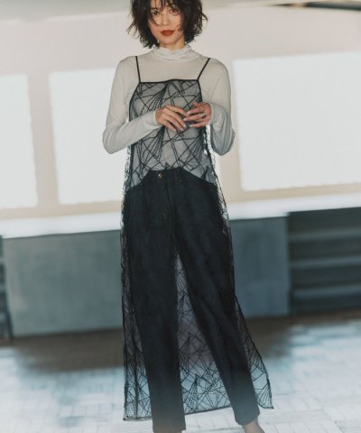 【見上愛さん着用】刺繍レース キャミソールワンピース