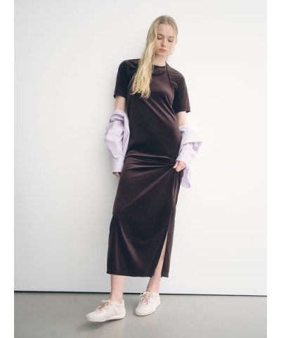 ベロアTシャツ×ホルターネックワンピースセット