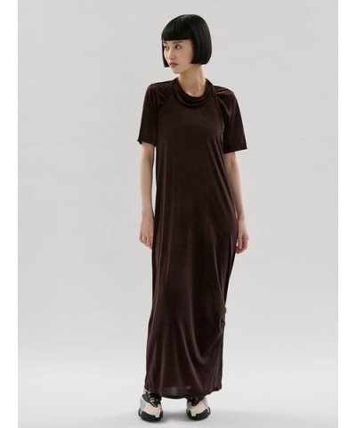 ベロアTシャツ×ホルターネックワンピースセット