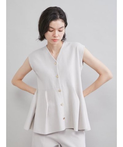 ペプラムデザインＶネックベスト