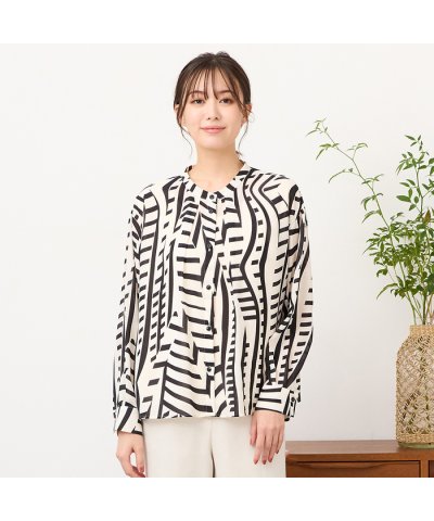 ピサーノ PISANO 【手洗いOK】幾何プリント・3Wayブルゾンブラウス