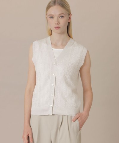 【婦人画報4月号掲載】ラスターリネンニットベスト