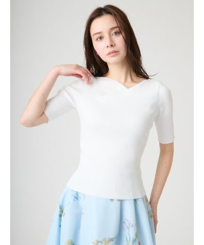 【洗える】デコルテデザインニットプルオーバー