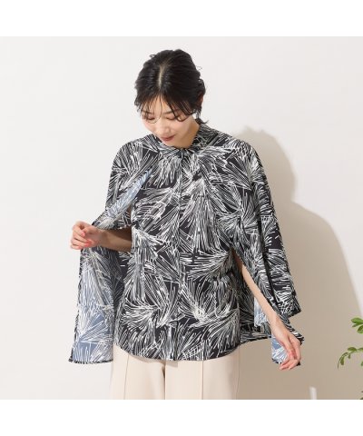 ピサーノ PISANO 【手洗いOK】3Way・花火プリントケープブラウス