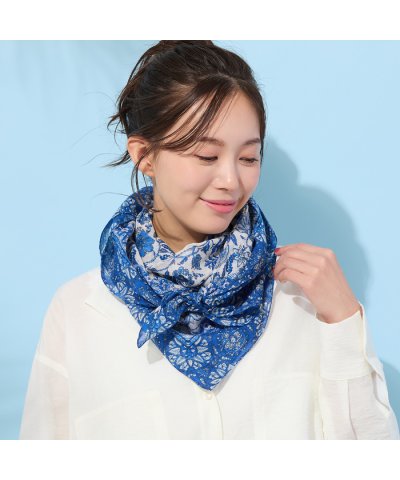 ピサーノ PISANO 【綿100％】ビッグスクエア・フラワープリントストール