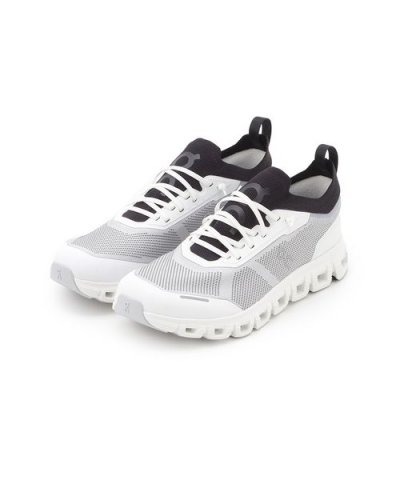 【On】Cloud 6 Versa