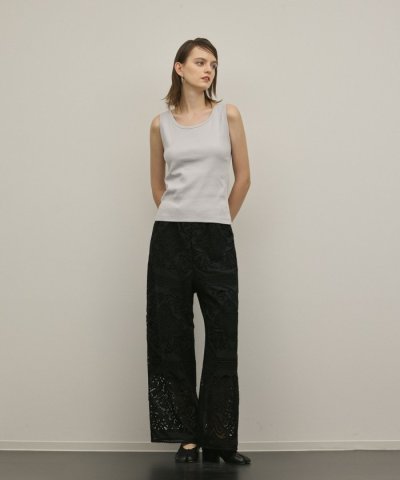 パネル刺繍パンツ