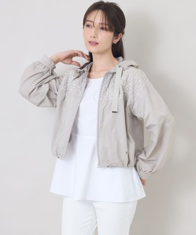 エンブロイダリーフーデット ブルゾン