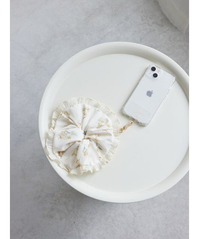 シュシュストラップ