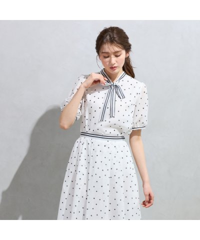 ローズティアラ RoseTiara 配色ラインリボン襟ドットプリントブラウス