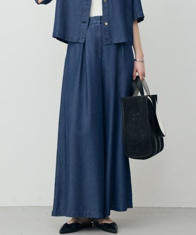 ナチュラルソフトデニム タックワイドパンツ