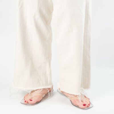 スティーブ マデン STEVE MADDEN クリアフラットトングサンダル