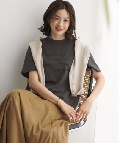 リラクシーシルエット メッセージ ロゴTシャツ