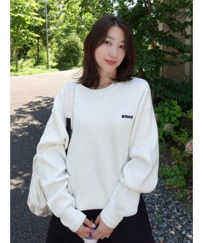 【ONLINE限定カラーあり】emmiロゴスウェットライクニット
