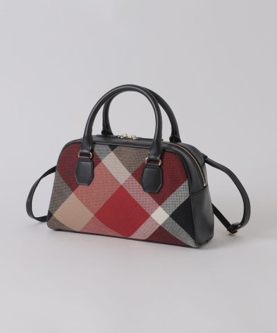 ブルーレーベル・クレストブリッジ BLUE LABEL CRESTBRIDGE