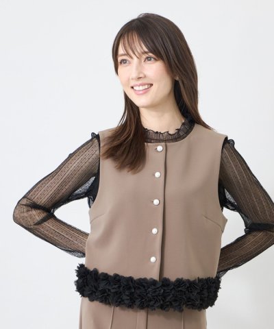 トゥー ビー シック TO BE CHIC マットダンボール フリルヘムショート