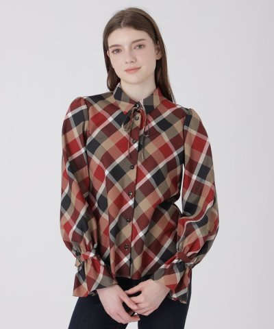 ブルーレーベル・クレストブリッジ BLUE LABEL CRESTBRIDGE