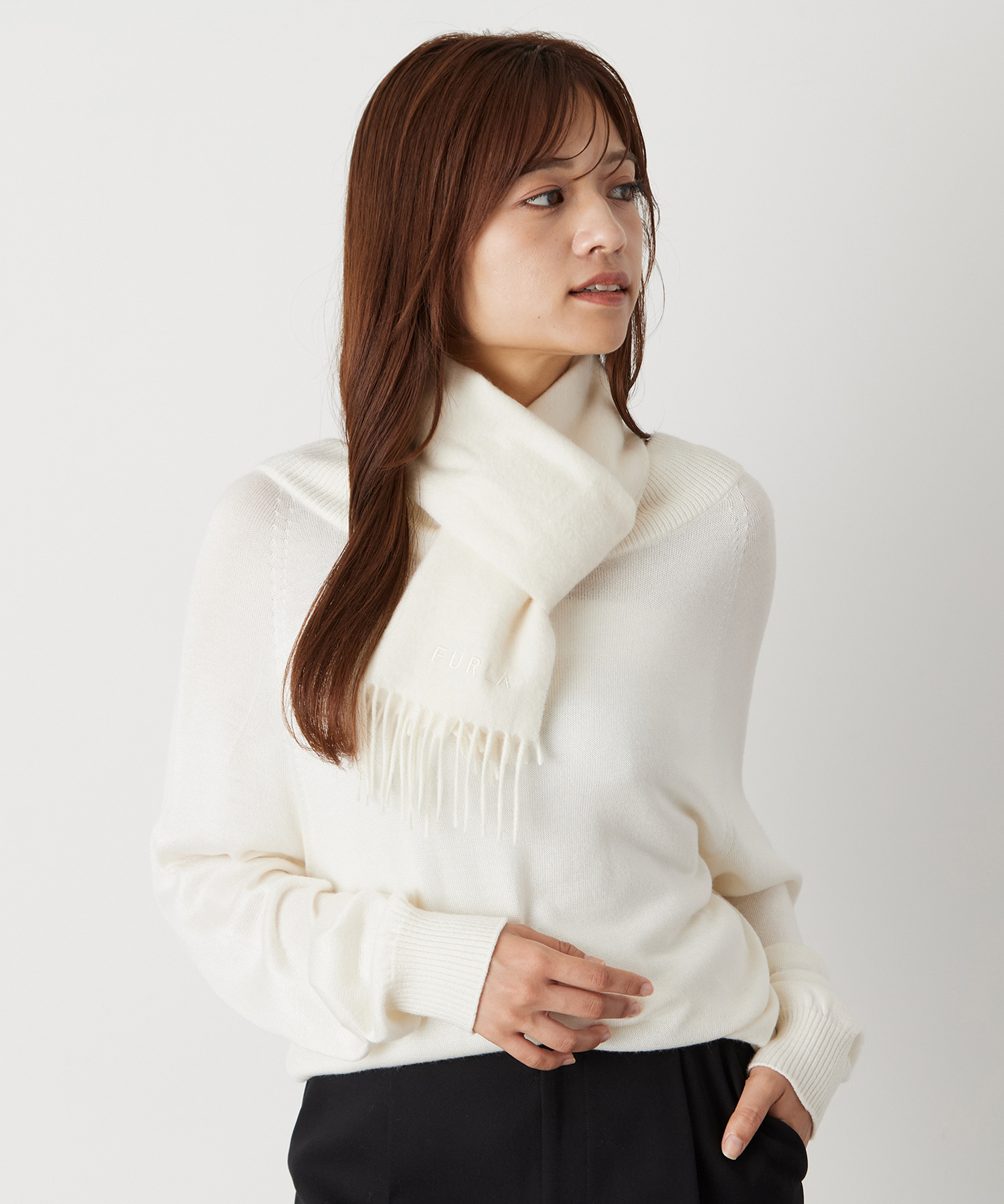 洗える】カシミヤ100％紡毛厚手マフラー 20×150cm 無地 ロゴ ユニセ