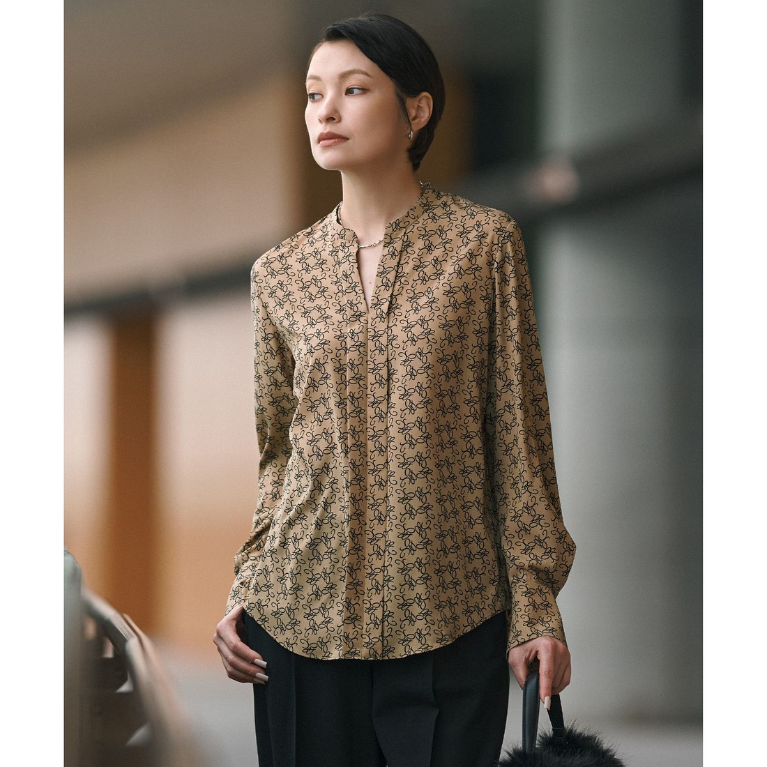ICB L ピーチデシン キーネックブラウス(508864421)｜阪急百貨店公式