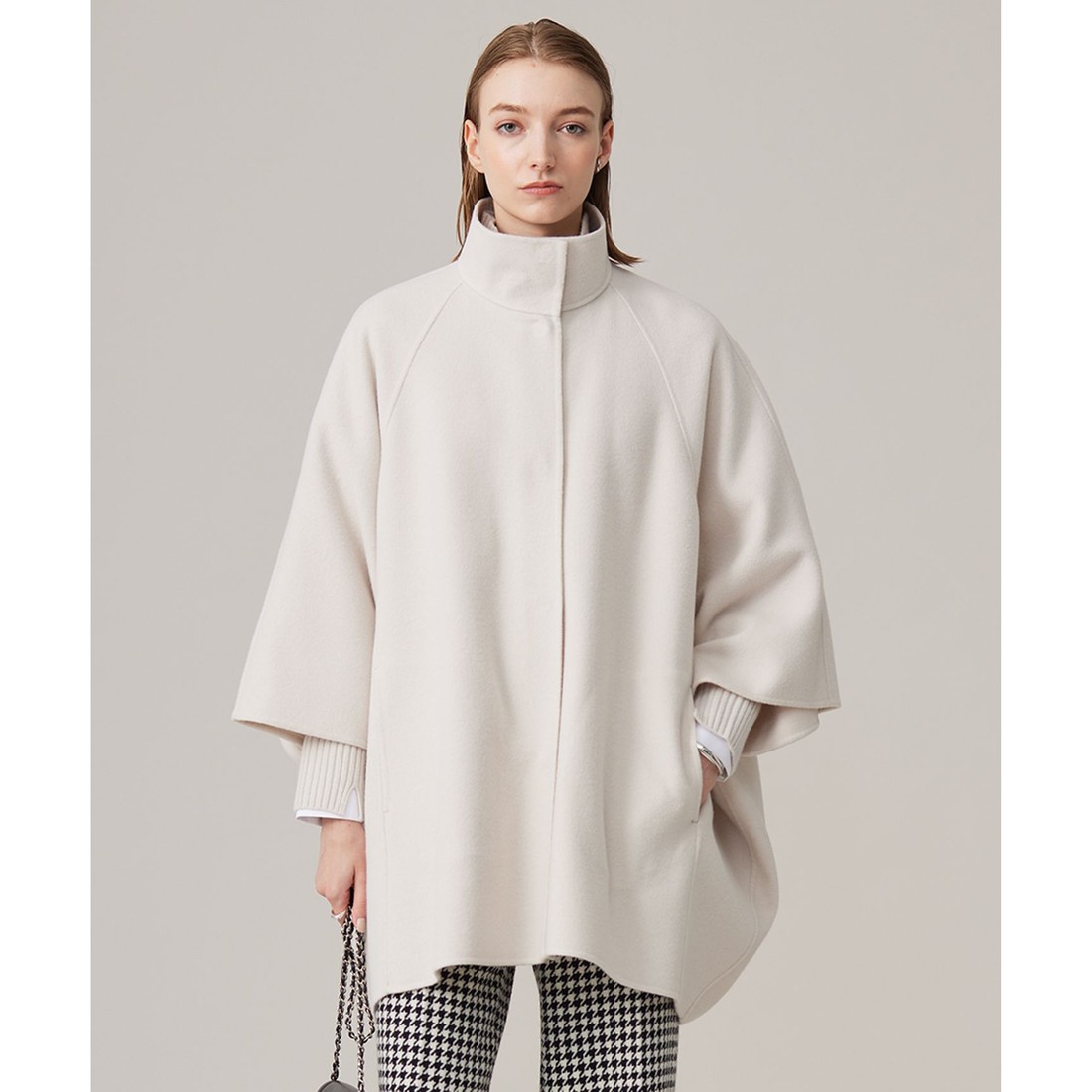 美品　ＩＣＢ　リバーコート　ポンチョ　カシミヤ混　ネイビー　4 ICB WoolRever ポンチョコート(508879445)｜阪急百貨店公式通販サイト