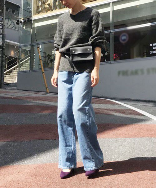 パンプス派のデニムコーデ 大人女子のキレイめカジュアル Soleil パンプス派のデニムコーデ 大人女子のキレイめカジュアル Soleil