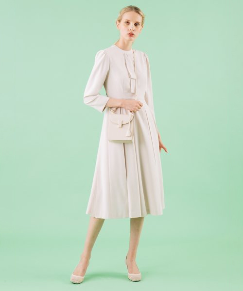 セルフォード】ボウタイプリーツワンピース 【VERY掲載】 ひきしまっ 